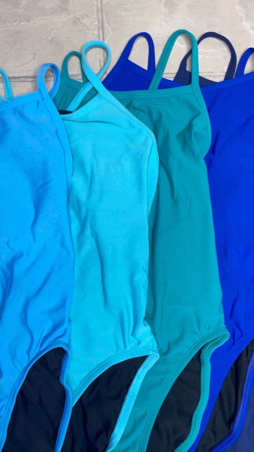 JOLYN Swimwearのインスタグラム：「Wondering how our gorgeous new BLUE LAGOON colour stacks up against our other CORE BLUES?  Here she is first in line, followed by - Hawaii Blue, Ocean, Blueberry, and lastly Navy. We are obsessed 💙! // #jolynaustralia」