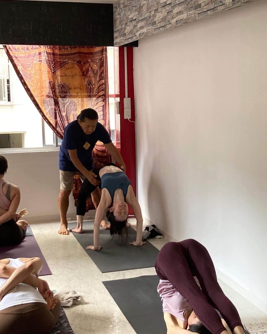 Ken Harakumaさんのインスタグラム写真 - (Ken HarakumaInstagram)「ケンハラクマのアシュタンガヨガマイソールクラス @yogastudio_mercy  ご参加いただいた皆さん、Momoeちゃん、ありがとうございました！ @international_yoga_center  #アシュタンガヨガ  #マイソールクラス  #ケンハラクマ」7月3日 17時16分 - kenharakuma