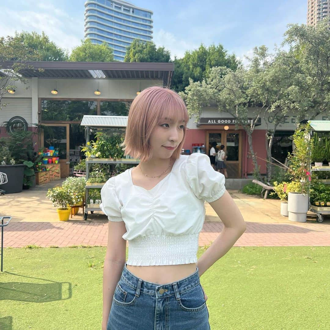 緒方ももさんのインスタグラム写真 - (緒方ももInstagram)「🤍🥑🍑  #옷스타그램 #오오티디」7月3日 17時32分 - momo_ogata