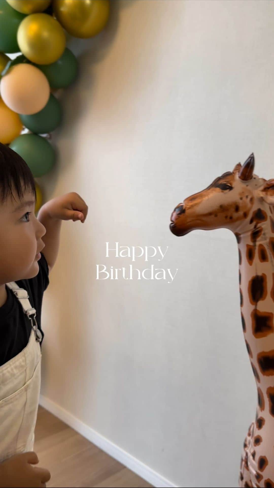HARUEのインスタグラム：「Happy Birthday🦒🌼  とびきりの笑顔が見れて最高の１日☺️🤍🤍」