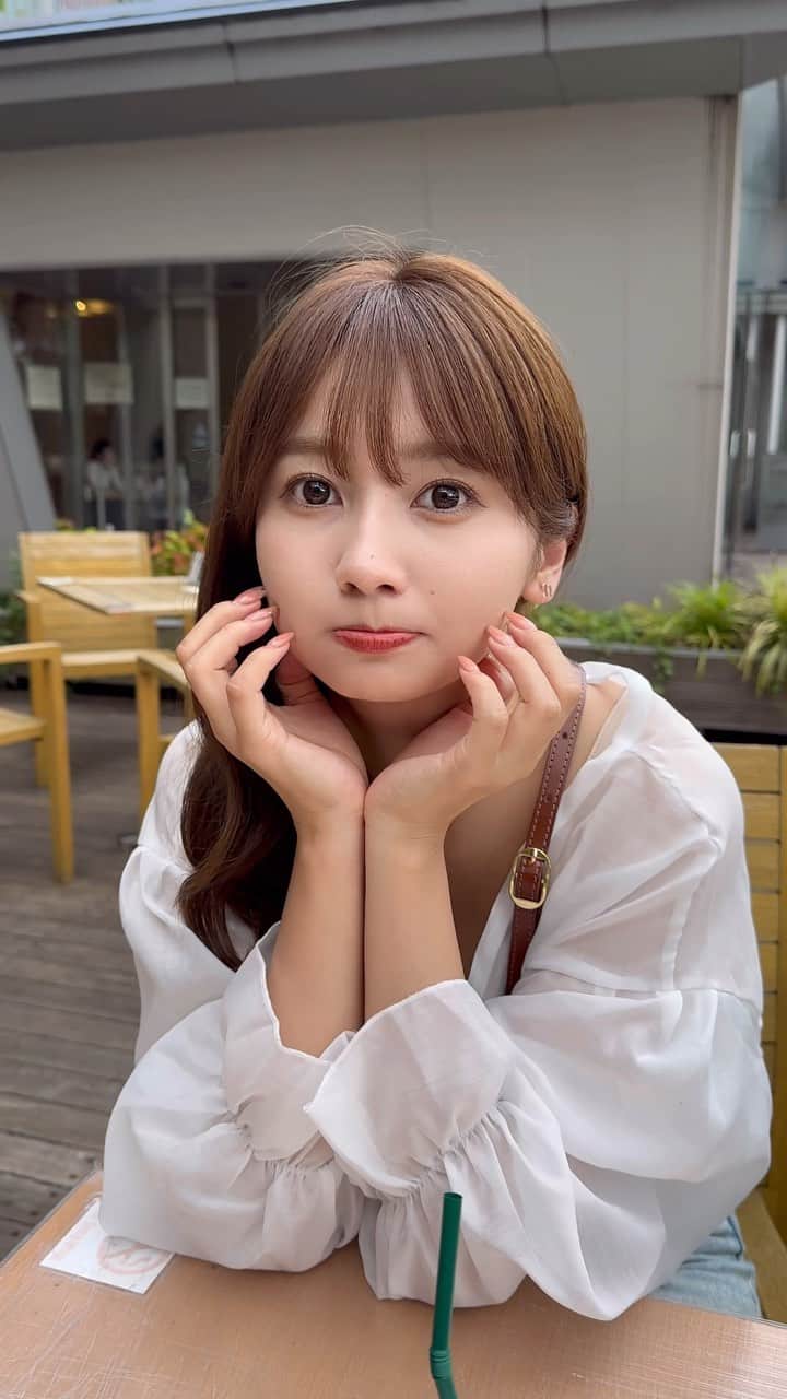 のインスタグラム：「.  ご飯食べると必ず眠くなる🥱💭 夏は楽しみなこと沢山で嬉しい🐾」
