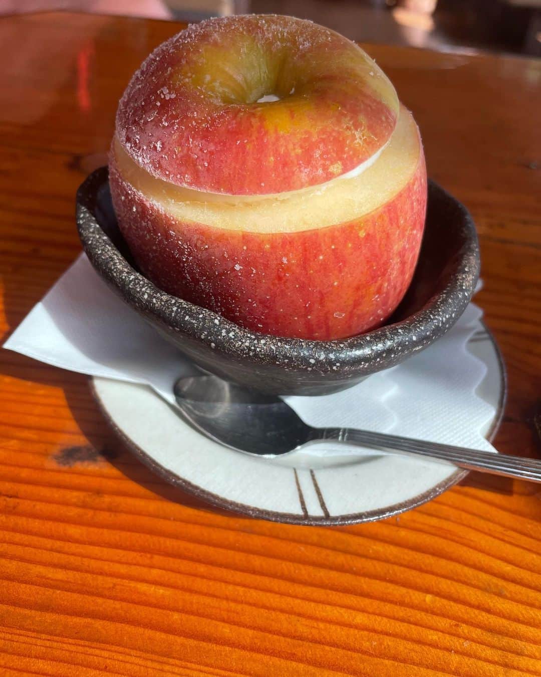 南武果歩さんのインスタグラム写真 - (南武果歩Instagram)「下山後のリンゴシャーベット沁みました🍎🤤」7月3日 18時24分 - k3643h