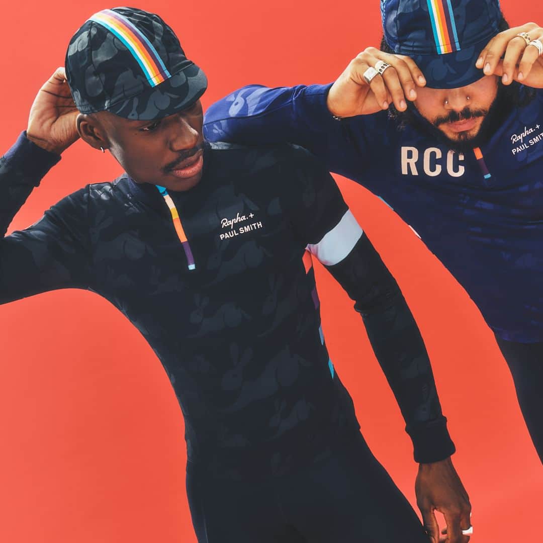  Apple StoreがサイクリングブランドRaphaの限定アクセサリーを入手