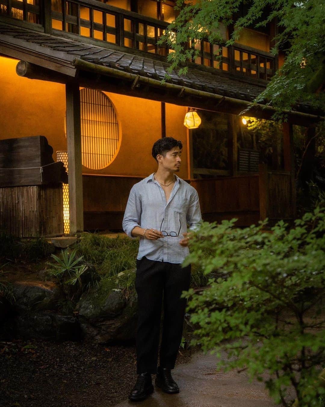 Kensukeのインスタグラム：「私服でオフ満喫🌳」