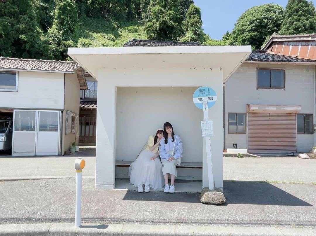 のインスタグラム：「♡  このバス停の写真 とってもお気に入り！！🚏 . .  #新潟 #佐渡 #虫崎 #SADOプライド #佐渡観光応援公式サポーター #NGT48」
