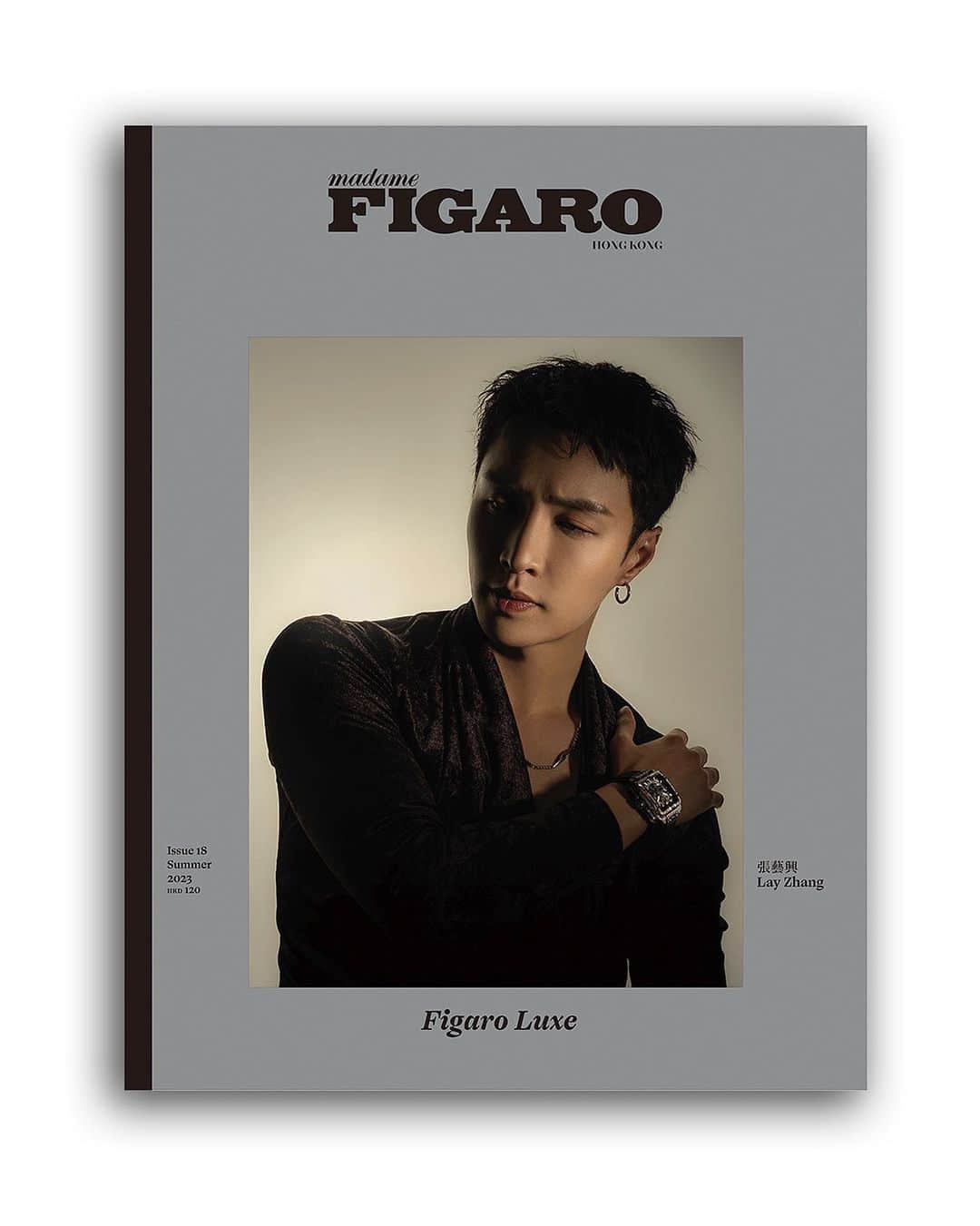 レイ のインスタグラム：「#FigaroIssue 6月號封面人物張藝興（Lay）和大家分享他對夢想的看法。「夢想這個詞很奇怪，以夢開頭，卻是要在現實裏完成一切。當然不是真的做夢，因為有人曾經告訴我，夢，其實是一個人的心的樣子。站在舞台上讓別人看見，其實是要讓大家看見一顆心的樣子，看見夢想。」張藝興（Lay）在自傳中是這樣描述「夢想」的意義。從成功出道的練習生，到追逐夢想的苦行僧，10多年來為站上舞台而奮不顧身的初心與勇氣始終不變。  Production: @madamefigarohk Celebrity: @layzhang Watch: Hublot @hublot @hublot_hk Photographer: Victor Boccard @victor_boccard Stylist: Aurélie Zajakala @aureliezajakala Fashion Assistant: Ola Zaworonko @zwwk Lighting Assistant: Luka Nater @n_luk Makeup:Choi Jisun Hair: Son Hochan Text: Maria Leung & Moli Ng  最新一期夏季刊 網上率先上架 購買傳送門 👉🏻 link in bio @madamefigarohk  #madamefigarohk #張藝興 #LayZhang #時尚公民 #封面專訪 #FigaroProduction #FigaroIssue」