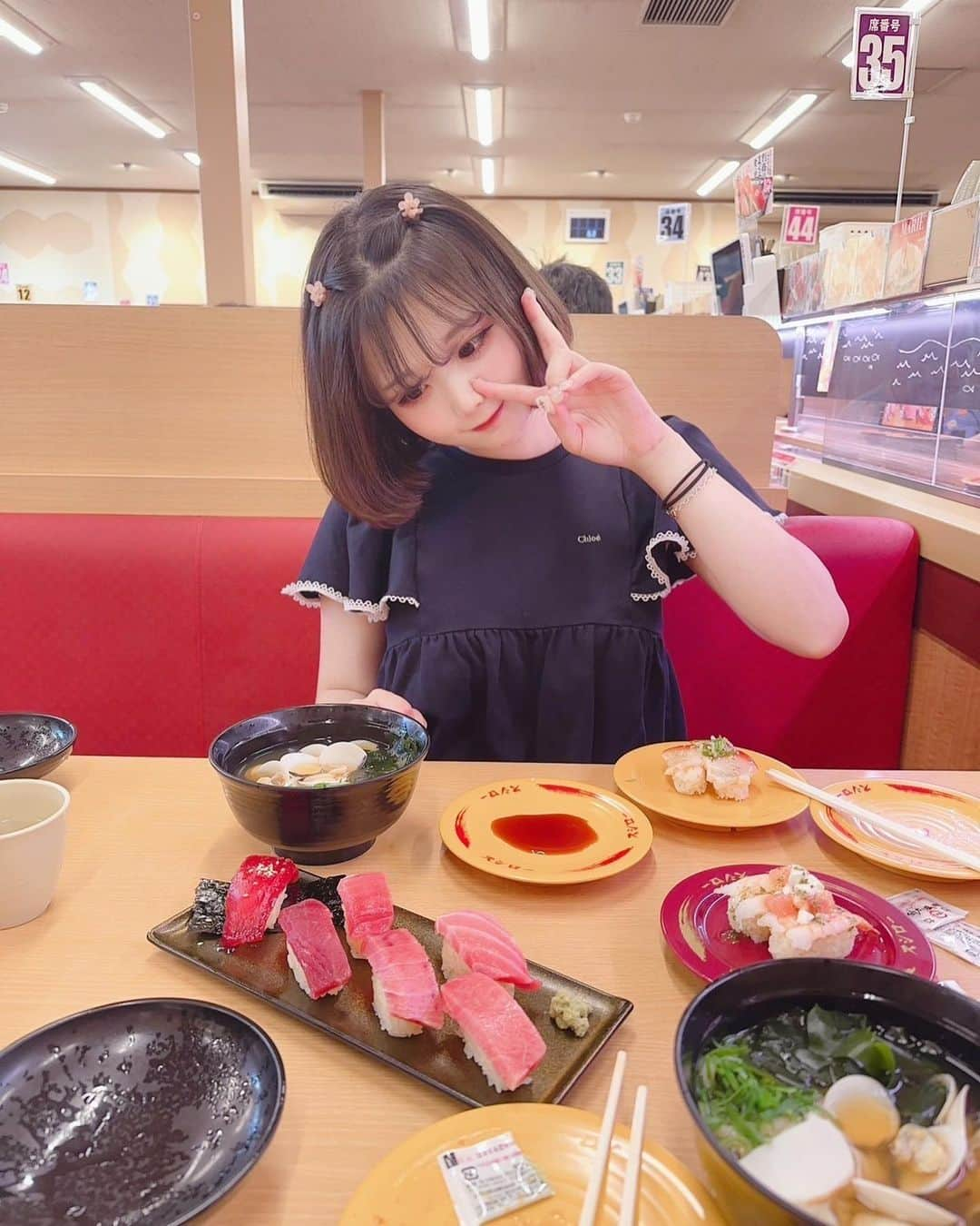 小山ひなのインスタグラム：「スシローʕ ◦`꒳´◦ʔスシローʕ ◦`꒳´◦ʔ」