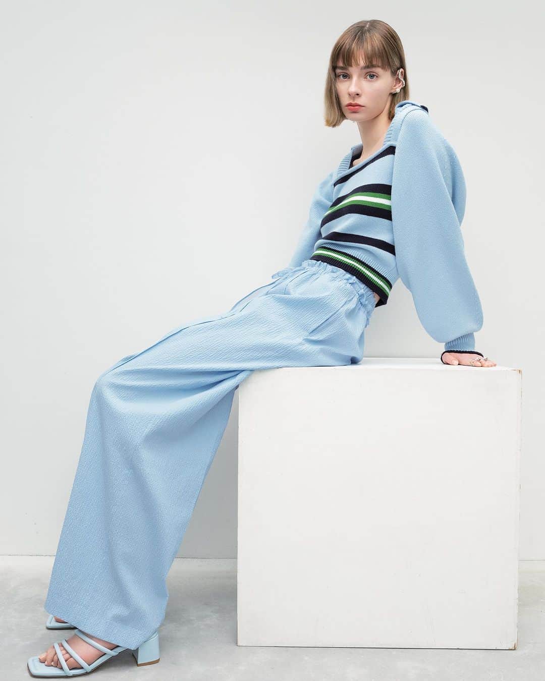 アディアムのインスタグラム：「Perfectly paired. Discover the latest arrivals from the #ADEAM Pre-Fall 2023 collection in soft shades for the perfect monochromatic moment.」