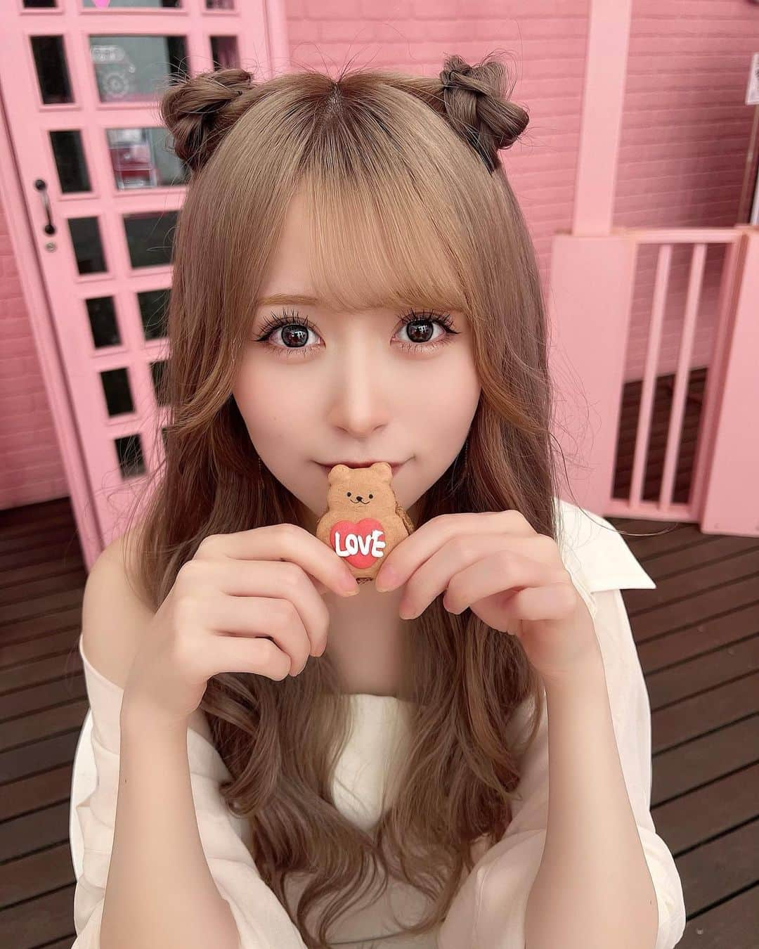 冨吉明日香のインスタグラム：「くま🧸  髪あかるいときの🫠🫠ギャルだね」