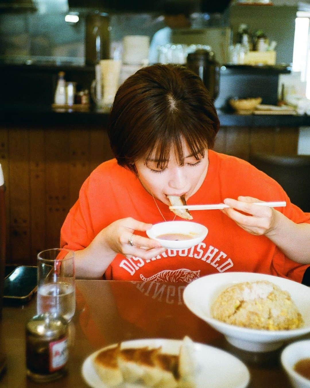 傳彩夏のインスタグラム：「完食🍜🥟 ph @abeasamidesu」