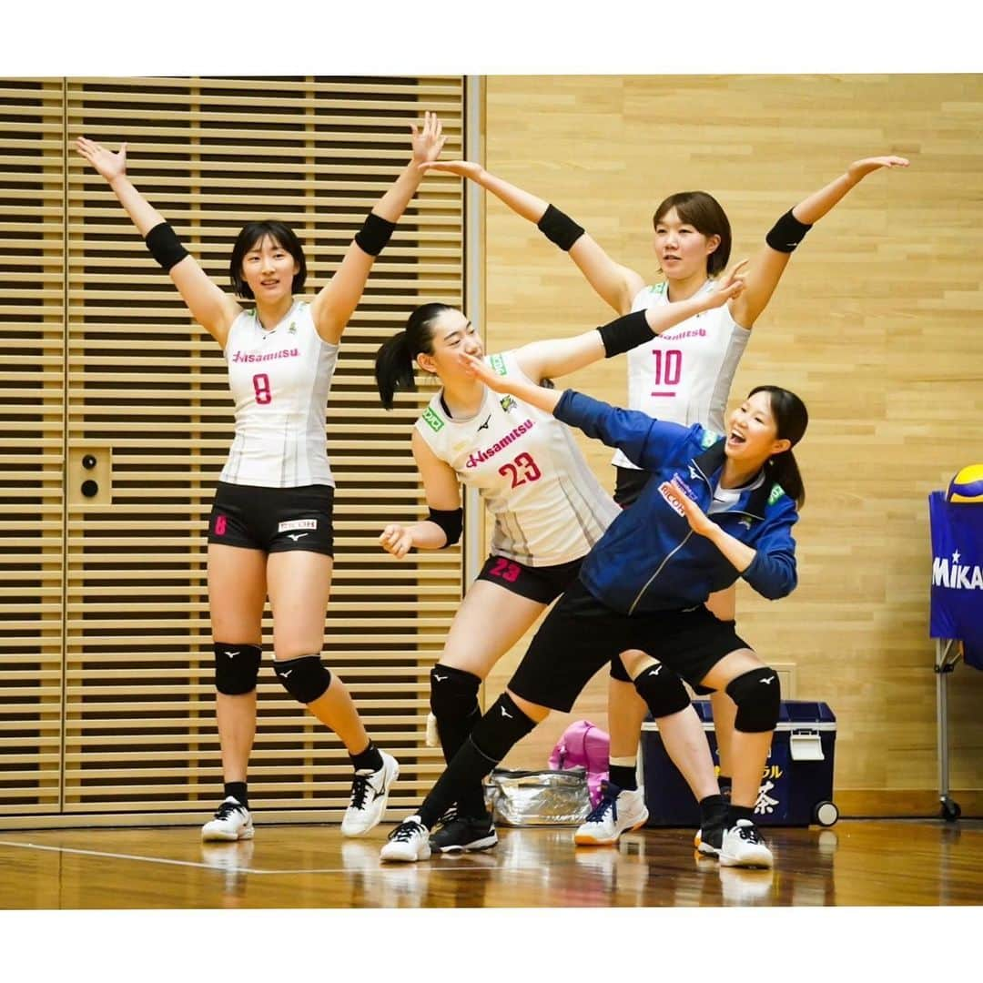 大竹里歩さんのインスタグラム写真 - (大竹里歩Instagram)「🩵 サマーリーグ🏐  たくさんの熱いご声援本当に ありがとうございましたっ🫶  ここをSTARTに今シーズンも チーム全員で頑張りますっ✨  HEART OF SPRINGS💙  #久光スプリングス」7月3日 21時09分 - riho_take0827