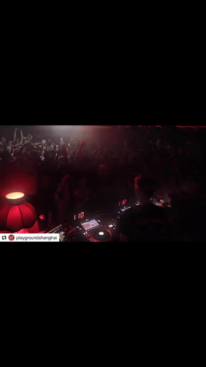 大沢伸一のインスタグラム：「PLAYGROUNDSH  Already we are planing to have more Dj shows in China including small cities.」