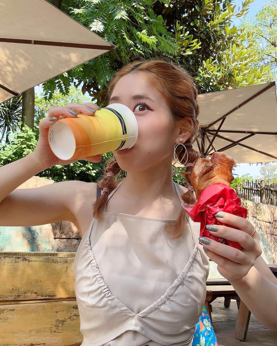 奥津マリリのインスタグラム：「🏰🐭🎀✨」