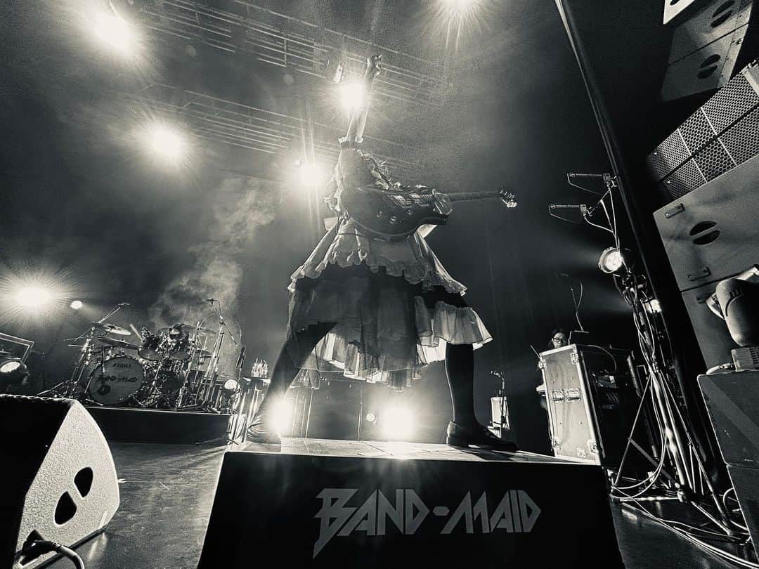 BAND-MAIDさんのインスタグラム写真 - (BAND-MAIDInstagram)「[BAND-MAID 10TH ANNIV. TOUR] day8  TOKYO Thank you all for coming today! Please tweet your feedback with #bandmaid The next show is on July 9 in Niigata. #bandmaid #東京」7月3日 22時04分 - bandmaid.jp