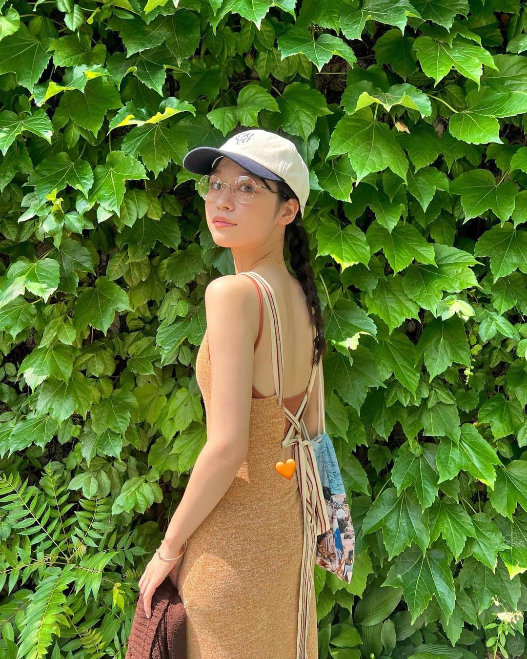 森田想のインスタグラム：「Love green🌿💚 ちなみにもう帰って来てます👋🏻 レポの試練が待っている カフェは #益善洞」