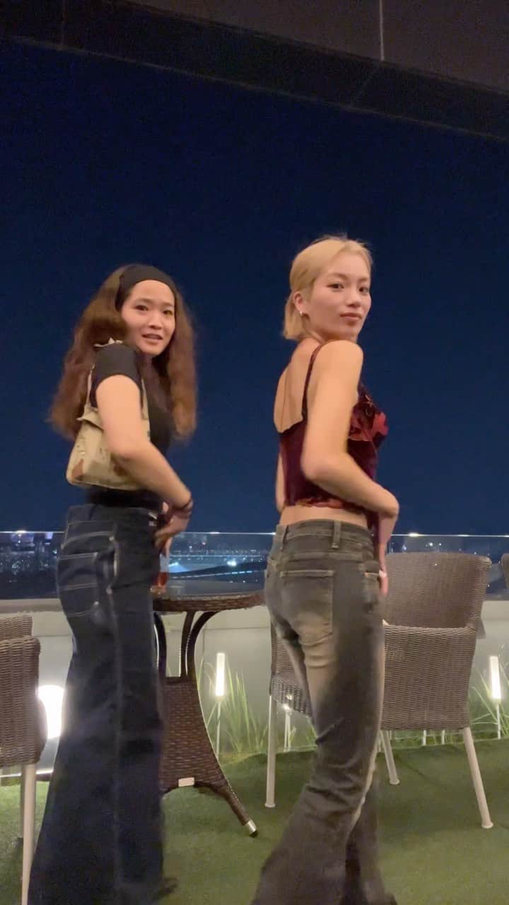 矢部ユウナのインスタグラム：「自然とシンクロ😂😂😂」