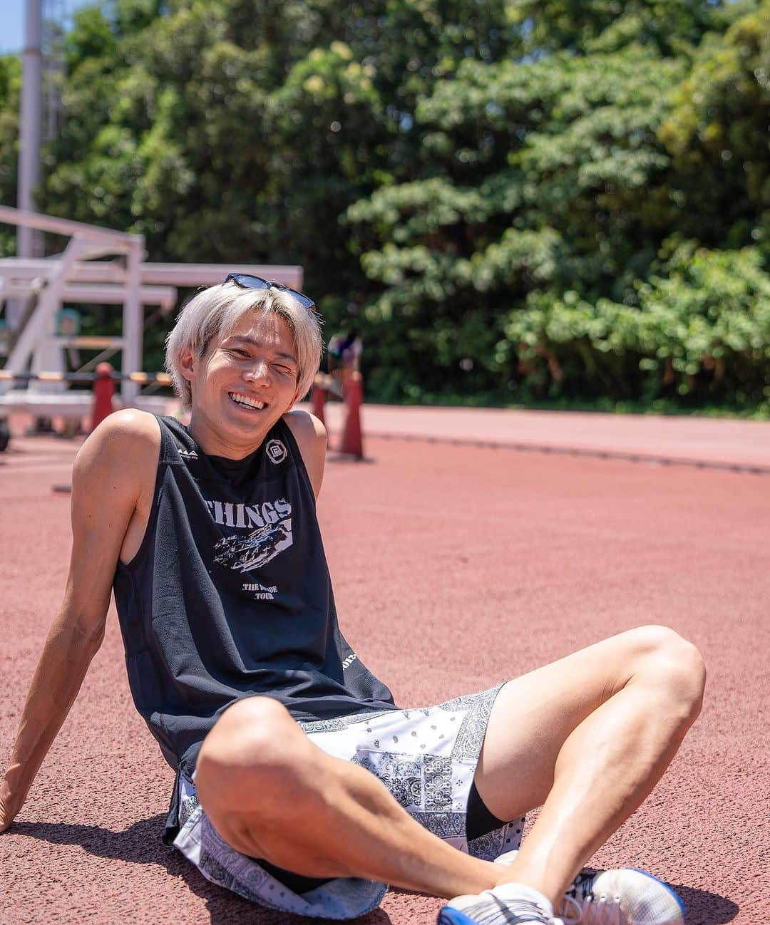 三津家貴也のインスタグラム：「. 300m×4 (40〜42") r=5'jog 昨年のMDC振りにスパイク履いた気がする。 全く走れず途中で撃沈… たまにはこういう練習も！！ トラックレースに今年出場してみようかなー🤔 #トレーニング #インターバル #ワークアウト #Training #Workout #running #run」