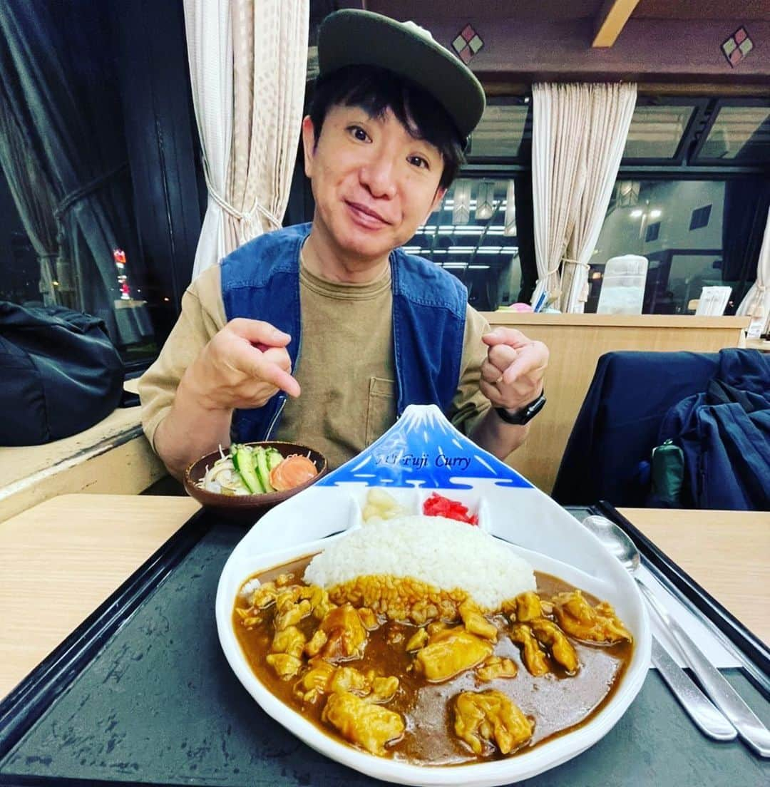 濱口優のインスタグラム：「#双葉SA #カレー #フジカレー」