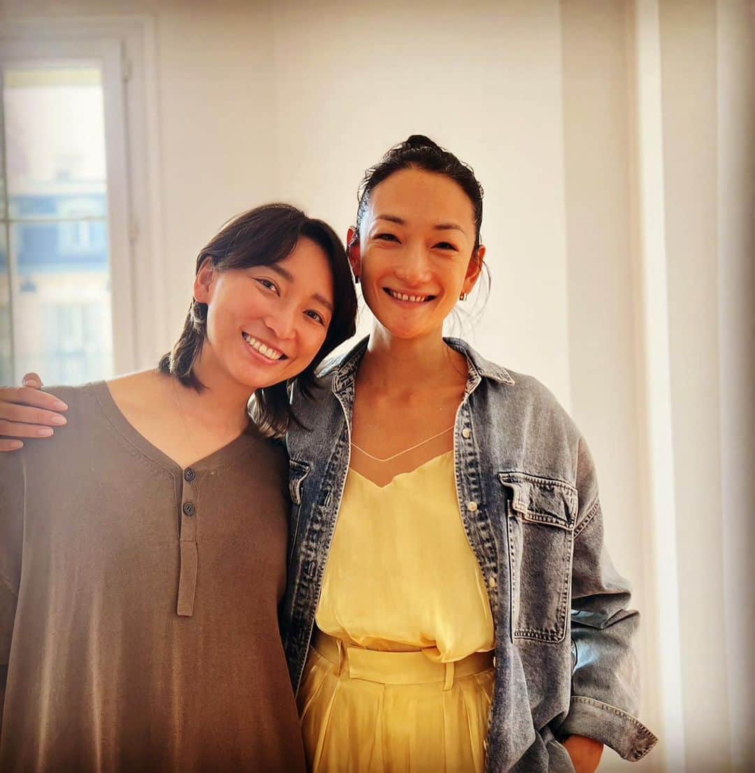 杏さんのインスタグラム写真 - (杏Instagram)「モデルの先輩の愛ちゃんと久しぶりに会いました🥰  Ai-chan!! We met again in Paris after a long time!  @ai_tominaga_official」7月4日 0時20分 - annewatanabe_official