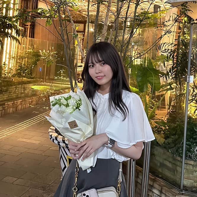 石井香帆のインスタグラム：「誕生日の時の載せてなかった写真💐」