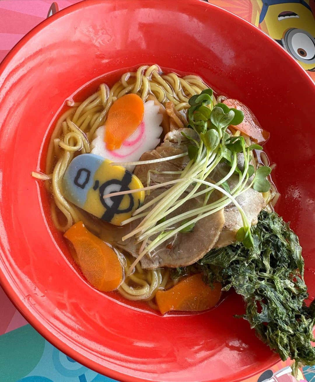 高橋愛さんのインスタグラム写真 - (高橋愛Instagram)「ミニオンサマーハウス💛で お昼食べて帰ったんだ🤭🍌🙏🏻✨  わたしは、しらす丼！」7月4日 1時19分 - i_am_takahashi