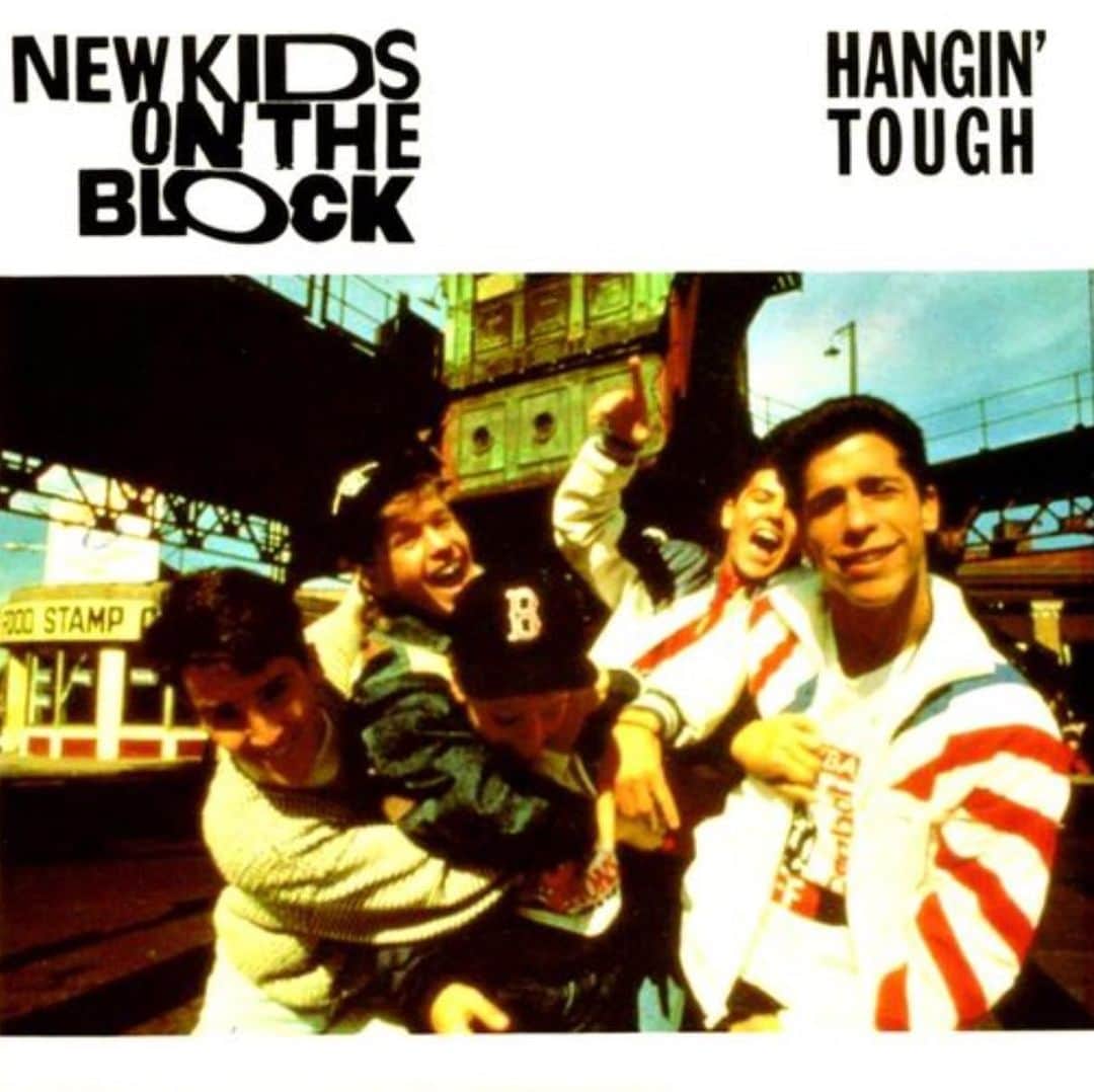 ニュー・キッズ・オン・ザ・ブロックさんのインスタグラム写真 - (ニュー・キッズ・オン・ザ・ブロックInstagram)「On this day in 1989, we released “Hangin’ Tough” as a single, and we’ve been in a trance with this funky song every day since! Thank you for hangin’ tough with us 🤖❤️」7月4日 1時40分 - nkotb