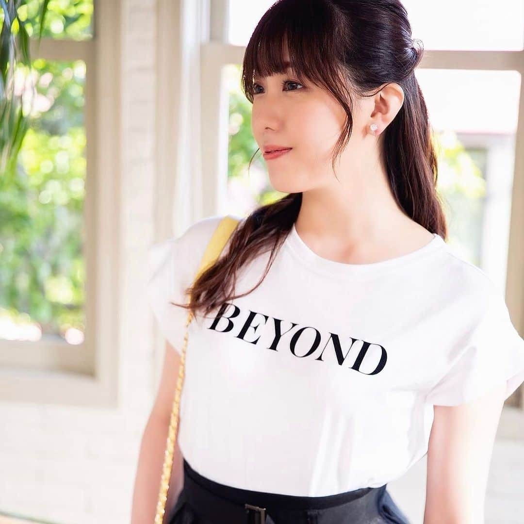 藤井舞のインスタグラム：「PINKY&DIANNEさんの連載企画撮影📷´- 石垣島でリゾート気分ver.☺️  @pinkyanddianne_official  @pinkyanddianne.snap  #pinkydianne  #レディースファッション  #アナウンサー  #モデル  #pinkyanddianne  #女性経営者  #BARオーナー  #赤坂BAR  #会員制BAR」