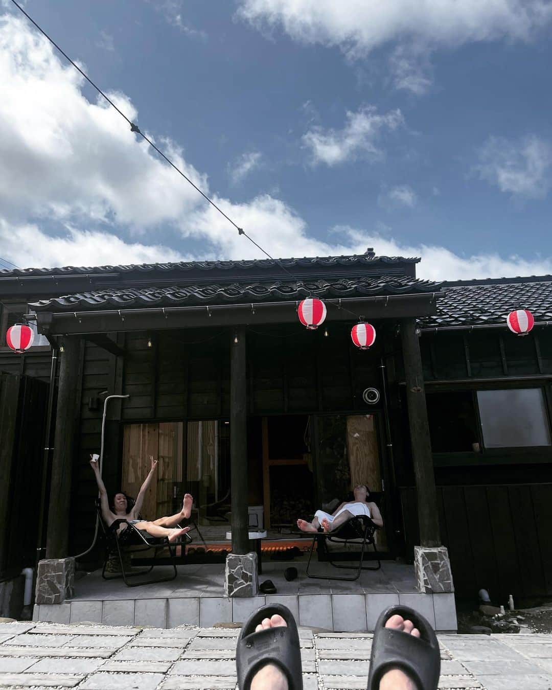 あきらかにあきらのインスタグラム：「夏休み満喫(まんきちゅ)🌻」