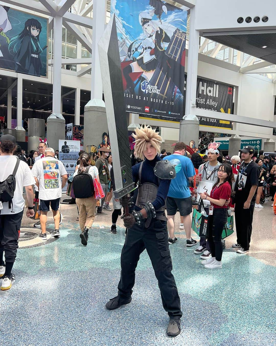 ミシェル・ファンさんのインスタグラム写真 - (ミシェル・ファンInstagram)「Living out my anime dreams at @animeexpo loved every moment 🥹🌹 #nanaosaki #cosplay #anime」7月4日 6時35分 - michellephan