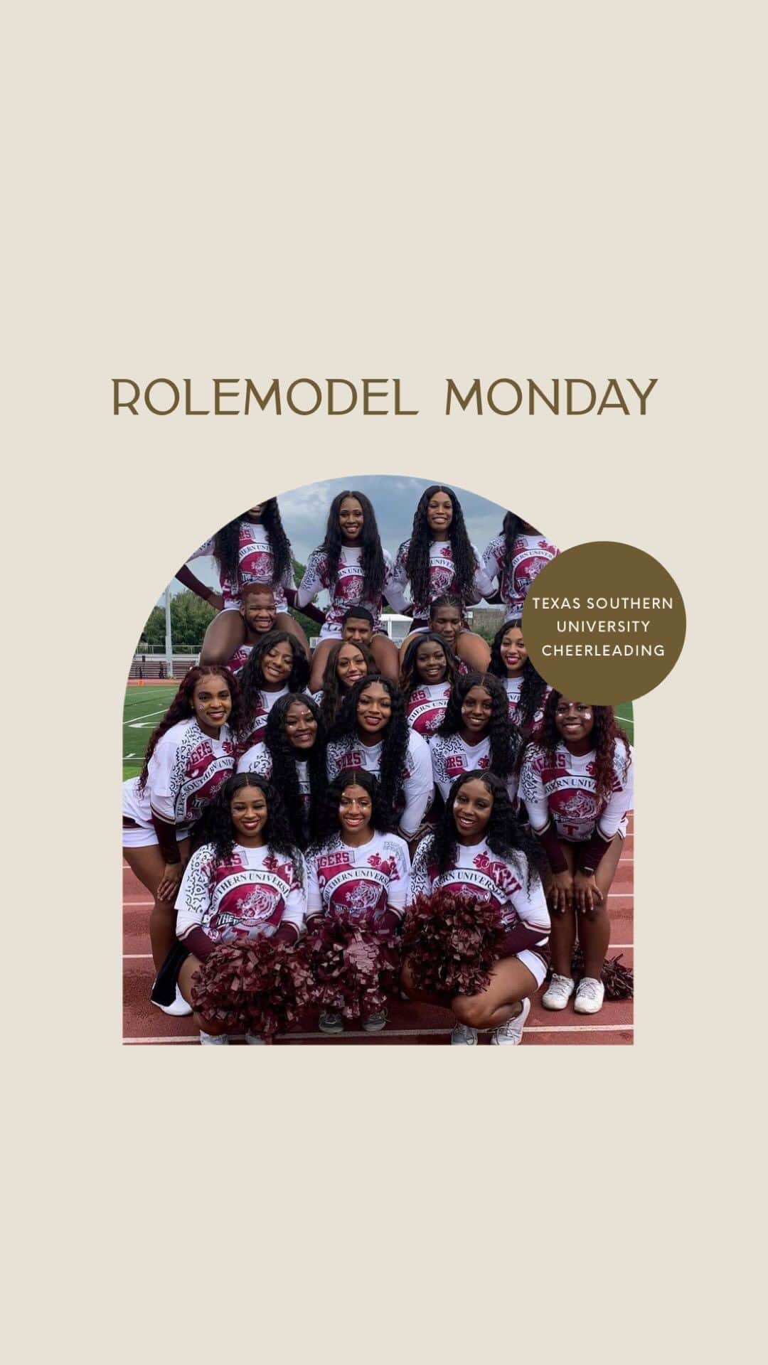 Nia Sioux Frazierのインスタグラム：「Today’s #rolemodelmonday is the entire cheer team at @texassoutherncheer!」