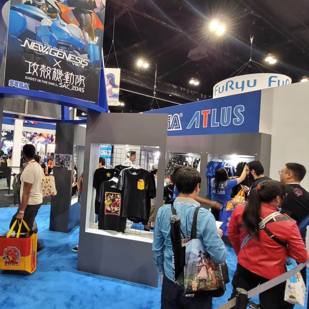 SEGAさんのインスタグラム写真 - (SEGAInstagram)「Be sure to visit our merch booth located at booth #2206 on the show floor and explore our extensive catalog of available items. #AnimeExpo」7月4日 7時02分 - sega