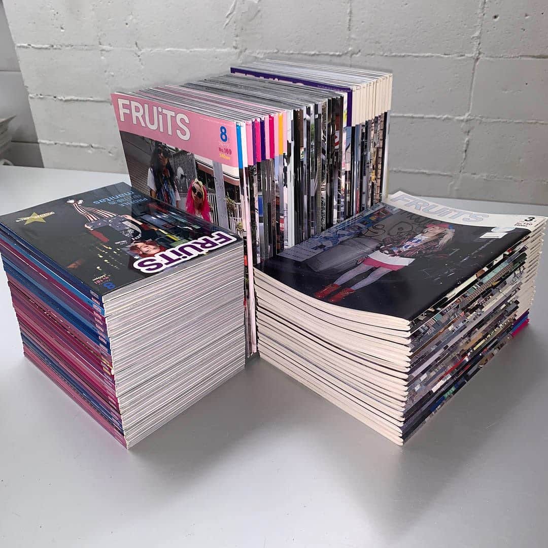 FRUiTSさんのインスタグラム写真 - (FRUiTSInstagram)「<Wholesale set> < Physical back issues>  We are selling back issues of FRUiTS and TUNE magazines in a small box at Laforet Harajuku in Tokyo. Due to strong sales, we have decided to offer them to shops worldwide. Also they can be purchased for company library or personal collections.  https://tokyofruits.com/」7月4日 8時08分 - fruitsmag