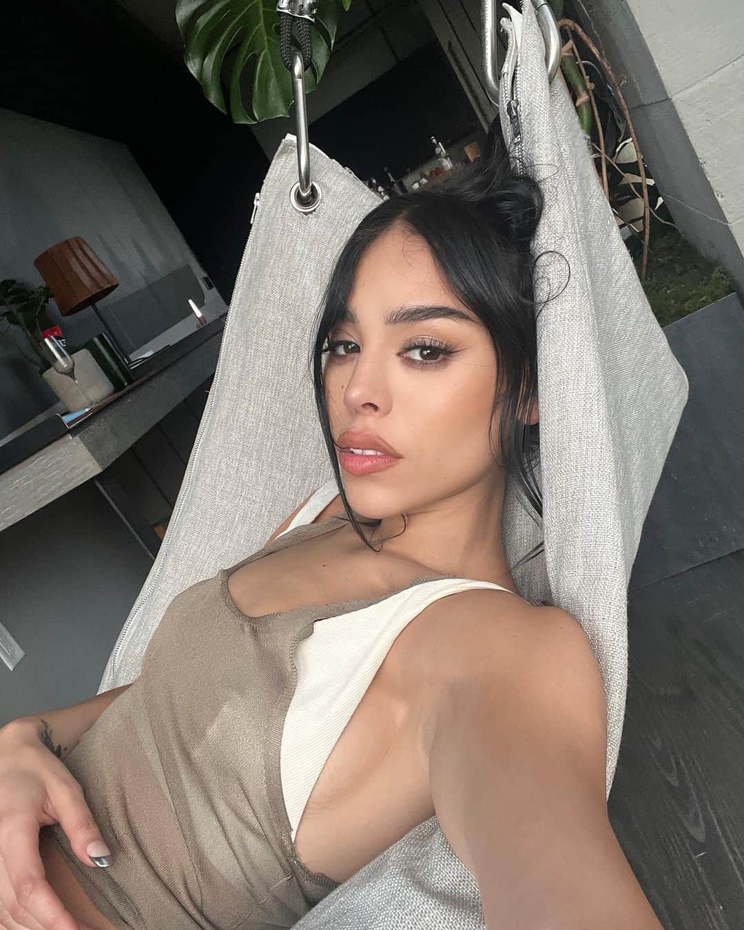 Danna Paolaのインスタグラム：「NY hits different this time… 🪄」