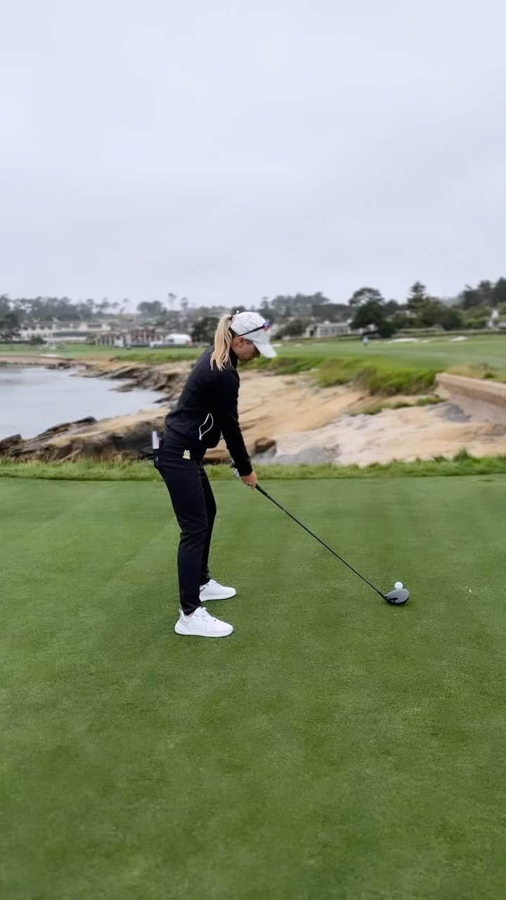 ジョディー・エワート・シャドフのインスタグラム：「Nice day at the office 🤩 @uswomensopen」