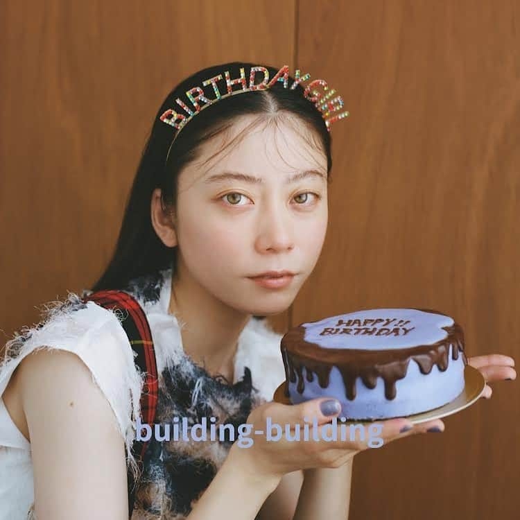 大辻隆弘のインスタグラム：「happy birthday SUMIRE ! 透き通る瞳の奥に新しい事への決意を感じた。心からこれからが楽しみな人。俺もその目が欲しい。笑 @sumiresmile074 @buildingbuildingmag」