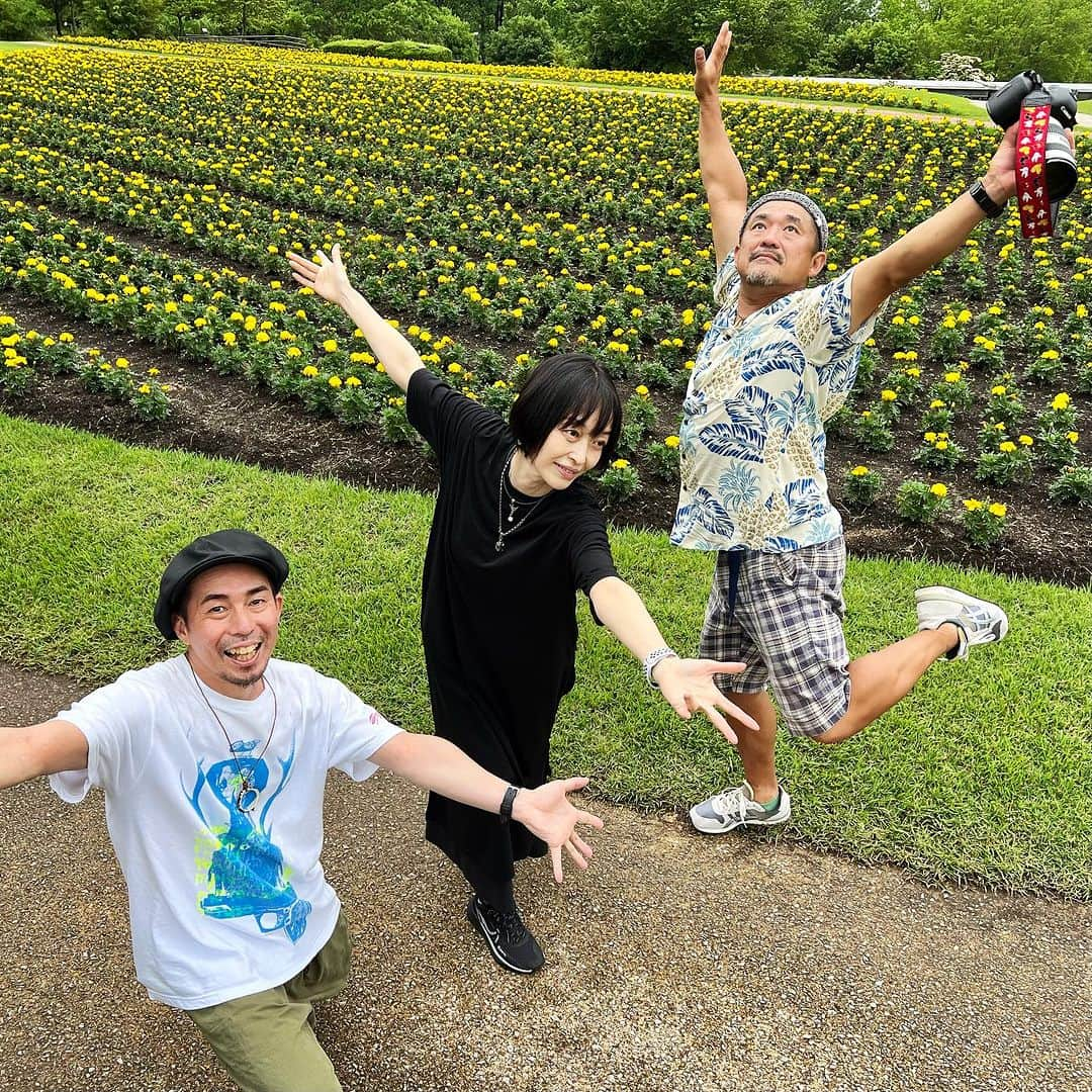 畑亜貴さんのインスタグラム写真 - (畑亜貴Instagram)「鳥取、岡山でロケハン！  我们在鸟取和冈山进行了外景拍摄。  우리는 돗토리와 오카야마에서 로케한을 했다.  We did location scouting in Tottori and Okayama.  Hicimos localizaciones en Tottori y Okayama.  #akhtravelogue #akhtshooting」7月4日 11時00分 - akihata.jp