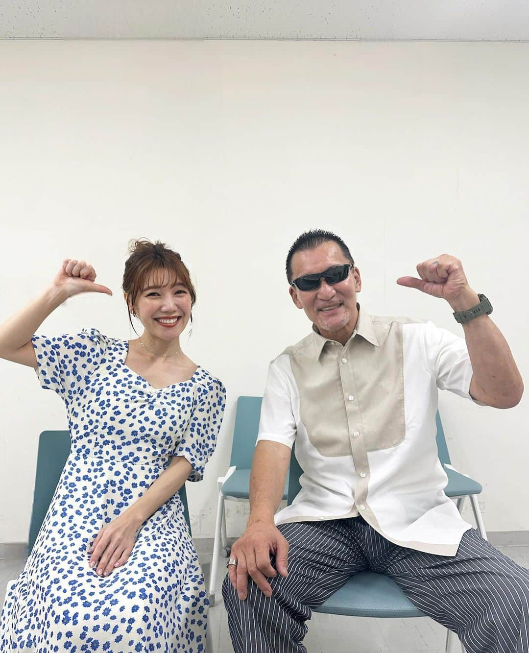 黒田りさのインスタグラム：「🕶️ アクロスモール春日さんで開催された 【蝶野正洋のAED体験イベント】にてMCをさせて頂きました🥺🩷 AED大使の蝶野さんそして、春日大野城那珂川消防署の皆さんとAEDの使い方を学びました✨ いざという時、大切な命を救えるように、日頃からよく利用する施設などのAEDがある位置をチェックしておく、使い方を知ってこくことが大事です☝️✨ 誰でも簡単に使えるという知識を知っておくだけで、勇気をもって行動することができるんだなと知りました！知識は人の命を救います✨ぜひ皆さんもAEDについて調べてみてください☺️  そして蝶野さんとプロレスやガキ使の話ができたの感動でした🥹✨ユーモアがあって、サービス精神旺盛！終始、ファンの方にも施設の方にもみんなにとっても優しい蝶野さんもっとファンになりました🥰  イベントにご来場のたくさんの皆さまも、最後までご参加いただきありがとうございました☺️🫶  #アクロスモール春日#蝶野正洋 さん#AED使い方#プロレス女子#プロレス#新日本プロレス#KON助#イベント司会#トークショー司会#福岡イベント#福岡司会者#黒田りさ」