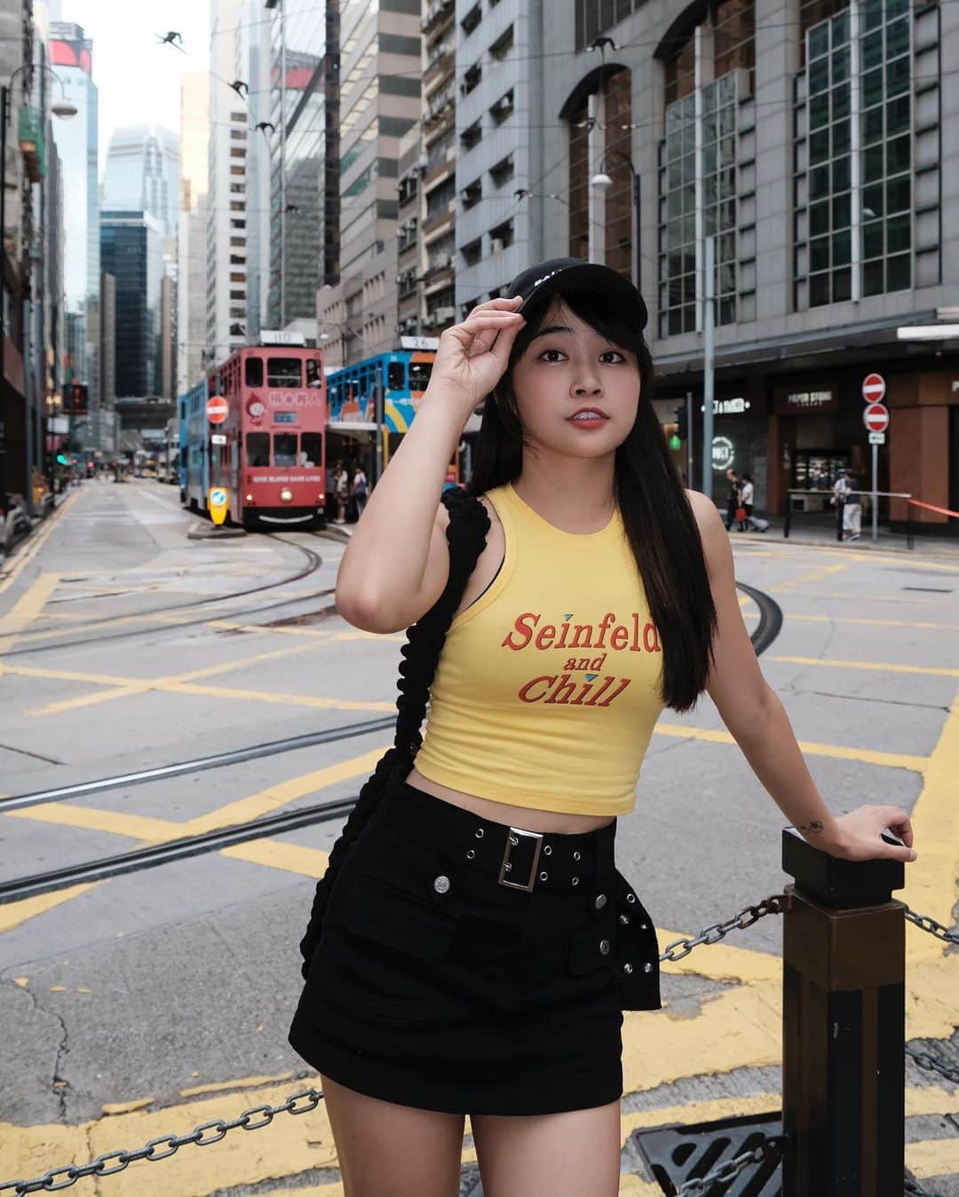 陳伊さんのインスタグラム写真 - (陳伊Instagram)「HONG KONG 🇭🇰  吃了滿心期待的滿記甜品🍮 還有ㄧ堆港式茶點 蛋撻、西多士、菠蘿油 要被香港的朋友們養肥囉 🐷 🧢/ @balenciaga  📷/ @aviva_1028」7月4日 12時50分 - bobeyiyi