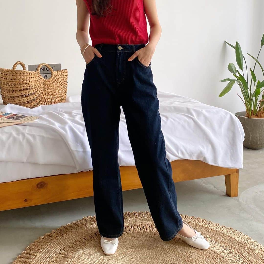 titivateさんのインスタグラム写真 - (titivateInstagram)「≪7/4 newitem≫ . #ストレートデニムパンツ 【3color】(ACXN1537)  #titivate #ティティベイト #デニム #ストレートデニム #デニムコーデ #夏コーデ #ファッション #カラーコーデ #大人カジュアル #トレンドコーデ #大人カジュアルコーデ #シンプルコーデ #きれいめカジュアルコーデ #大人可愛いコーデ」7月4日 13時42分 - titivatejp