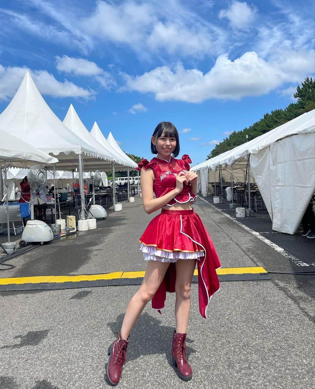 寺坂ユミのインスタグラム：「超NATSUZOME2023ありがとうございました🌊  夏はじまったーー！  #超NATSUZOME2023#夏フェス#アイドルフェス#アイドル」