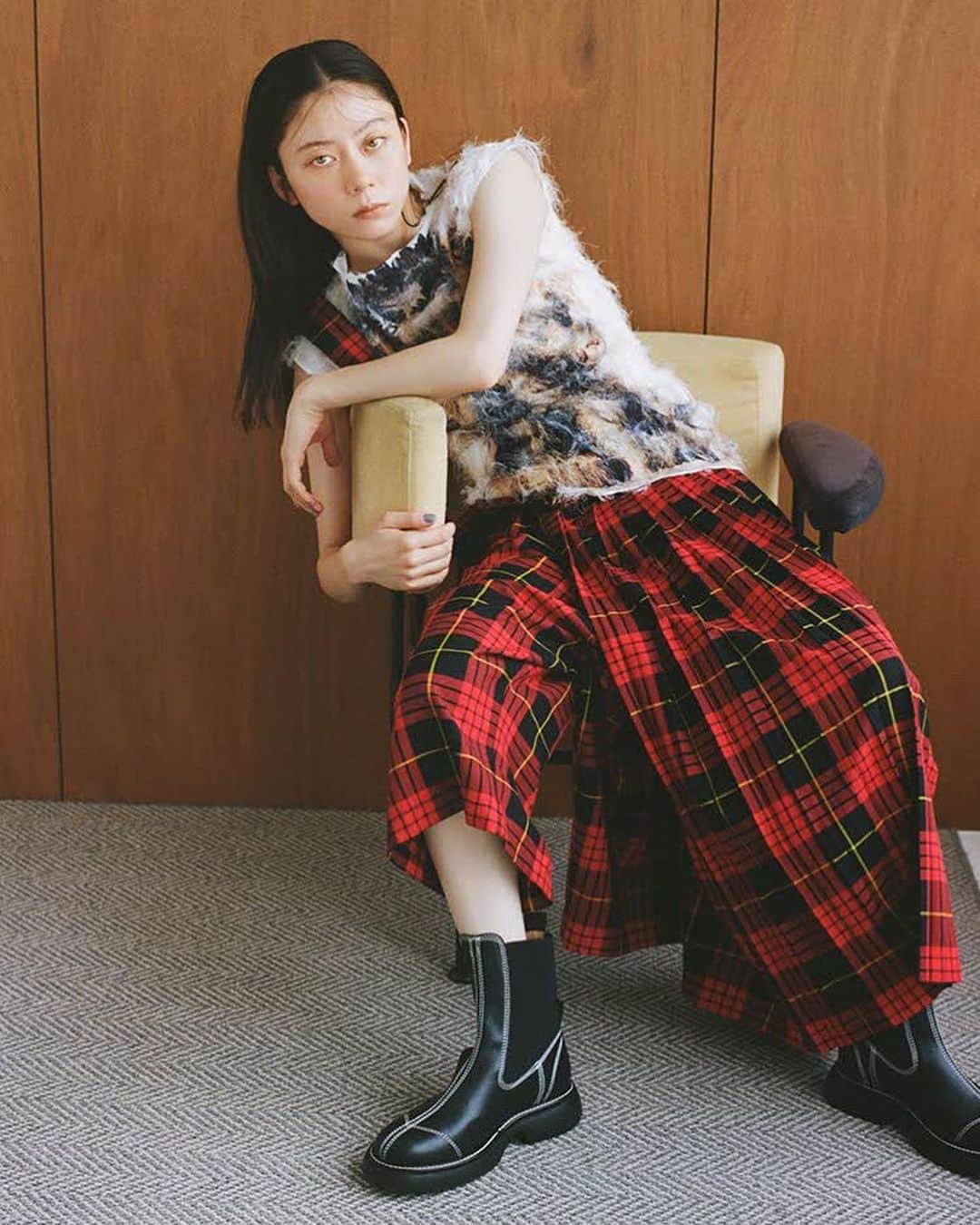 伊藤信子のインスタグラム：「BDGirL🎂👸🏻　@sumiresmile074  for @buildingbuildingmag #itonobukoworks」