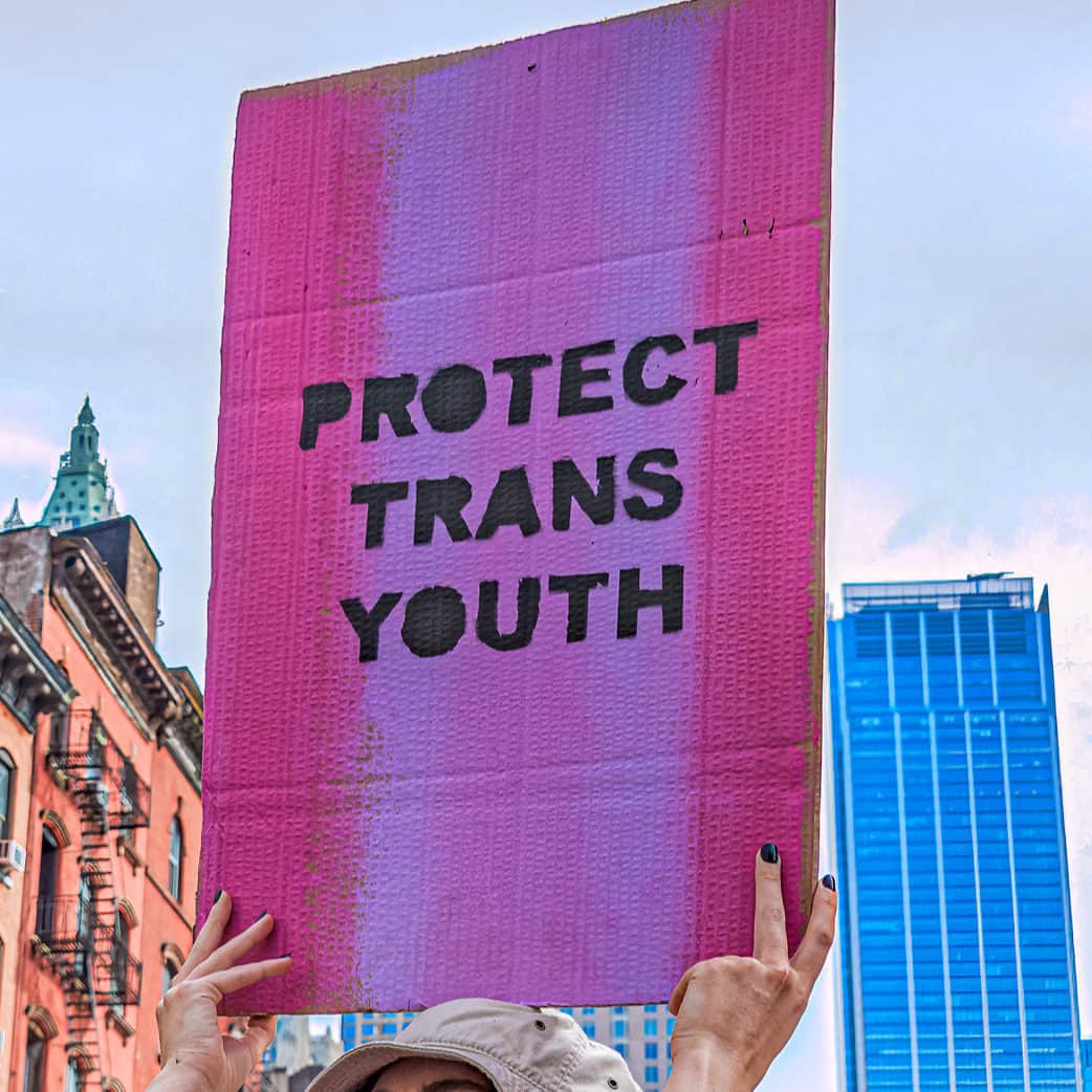 Teen Vogueのインスタグラム：「What does "Independence" Day represent when it has not been afforded to all Americans? Celebrating liberation today is suggested, but focusing on what the future of liberation looks like in our country is crucial. #linkinbio for more.  (📸: Getty Images)」