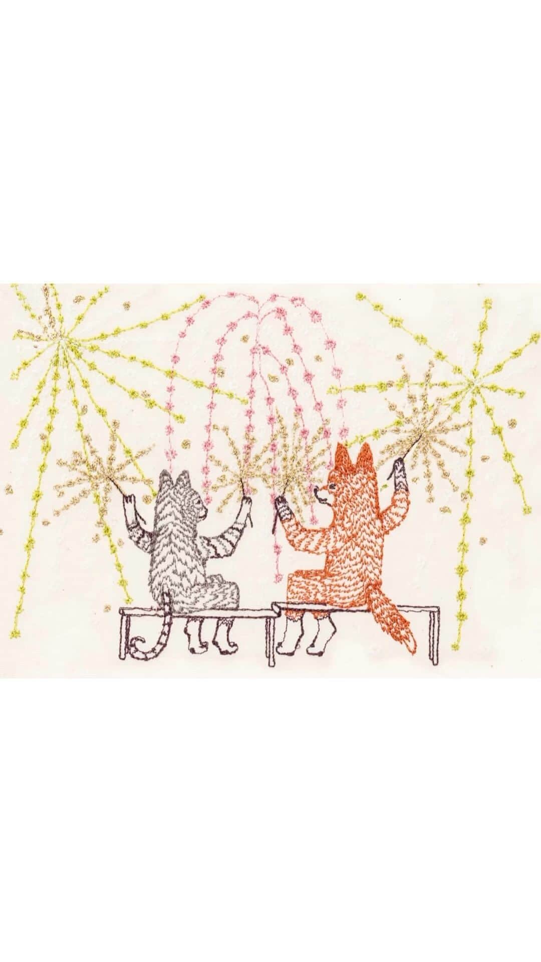 コーラル アンド タスクのインスタグラム：「Happy Fourth of July 🎆 Fun fact today is one of our favorite holidays because we LOVE fireworks! We hope you are able to see some tonight! #coralandtusk #fireworks」