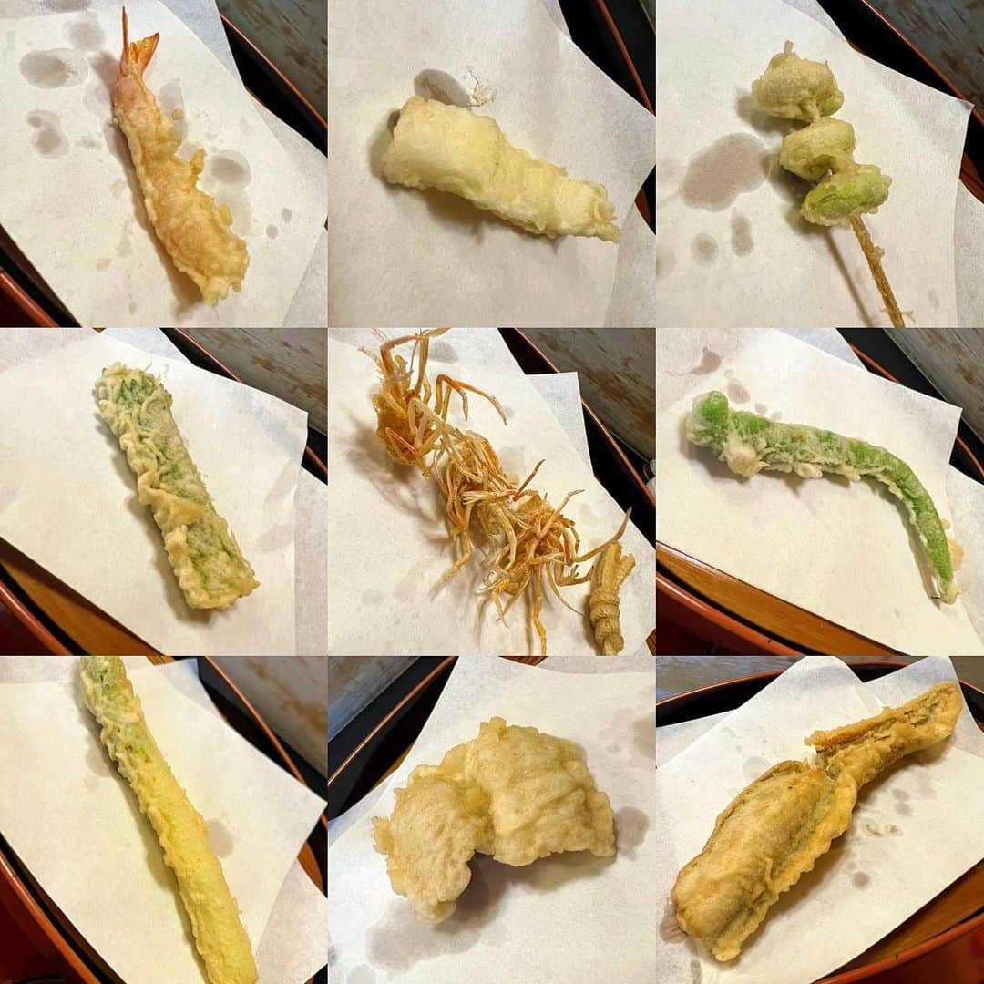 AYUNAさんのインスタグラム写真 - (AYUNAInstagram)「今日は新宿にある天麩羅屋さんでランチ✨🍤✨  季節ごとに変わる厳選素材を使用した天麩羅は 一品一品が本当に美味でした☺️🍀  ・刺身　3種 ・巻えび　3種 ・季節の魚介　4種 ・野菜 4種 ・かき揚 ・御飯、赤出汁、お新香 ・季節の果物  PR @tenkane_shinjuku #新宿グルメ #新宿西口グルメ #新宿天ぷら #新宿日本酒 #天兼」7月4日 15時39分 - ayuna_0404