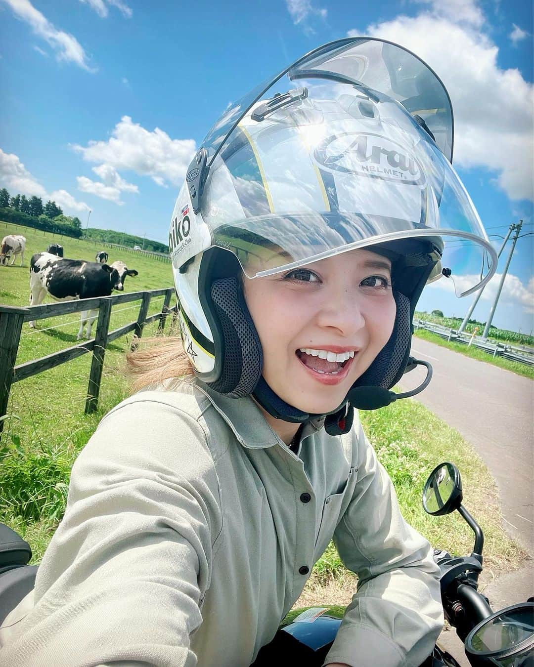 古澤恵のインスタグラム：「約1年半ぶりのおバイク🏍️✨ これこれ！バイクのこの感じ！やっぱり最幸ー🧡🧡🧡 気持ち良すぎて夢みたい🥹 バイク大好きだー🧡🧡🧡 全てに感謝✨  #MOTORISE #バイク最幸 #バイクばか #産休明け初バイク」