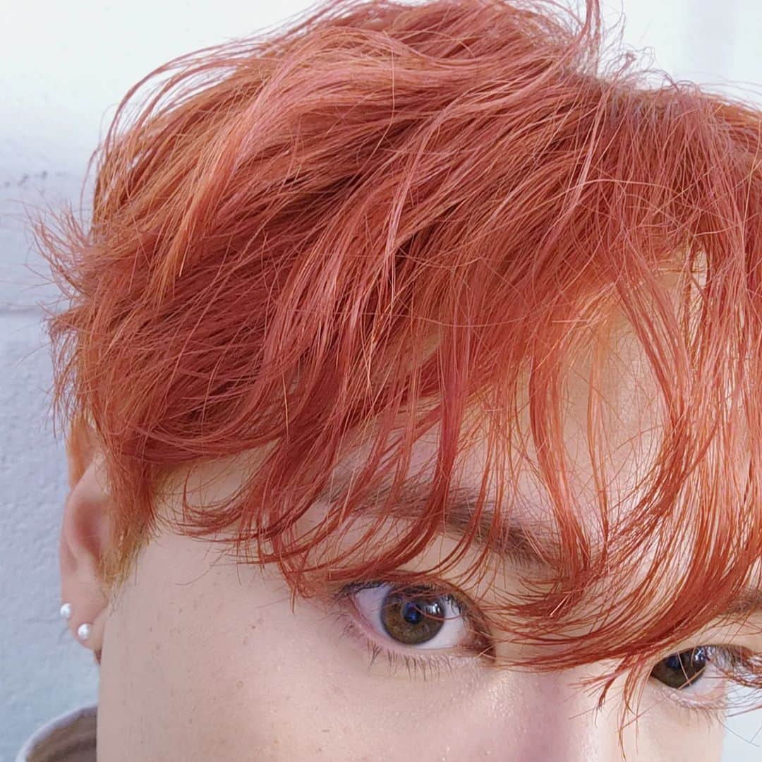 イ・ホンギさんのインスタグラム写真 - (イ・ホンギInstagram)「어머?🤣」7月4日 16時28分 - skullhong12