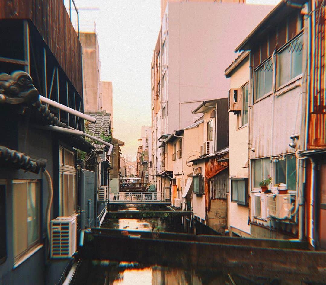 今川宇宙さんのインスタグラム写真 - (今川宇宙Instagram)「#今治  お仕事で初めて訪れました とても好きな街になりました 旅の終わりセンチメンタル」7月4日 16時48分 - uchu_imagawa