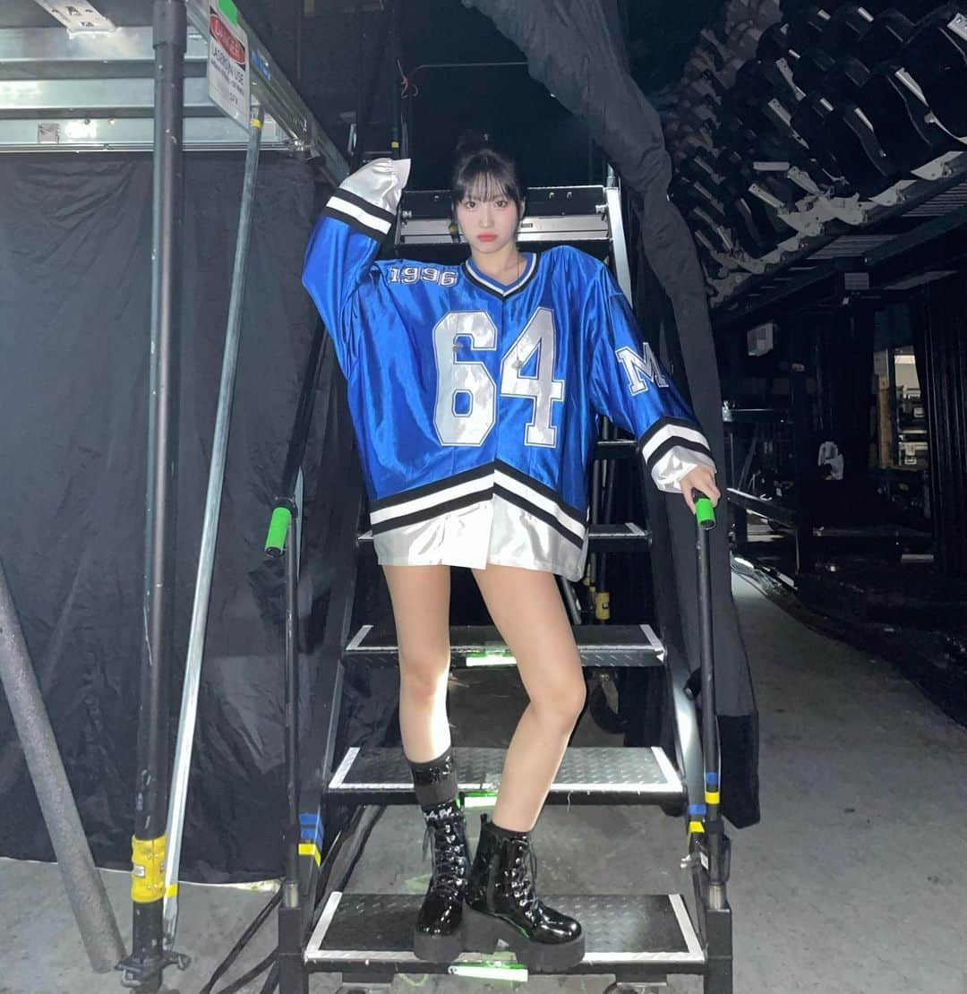 もものインスタグラム：「🏈64」