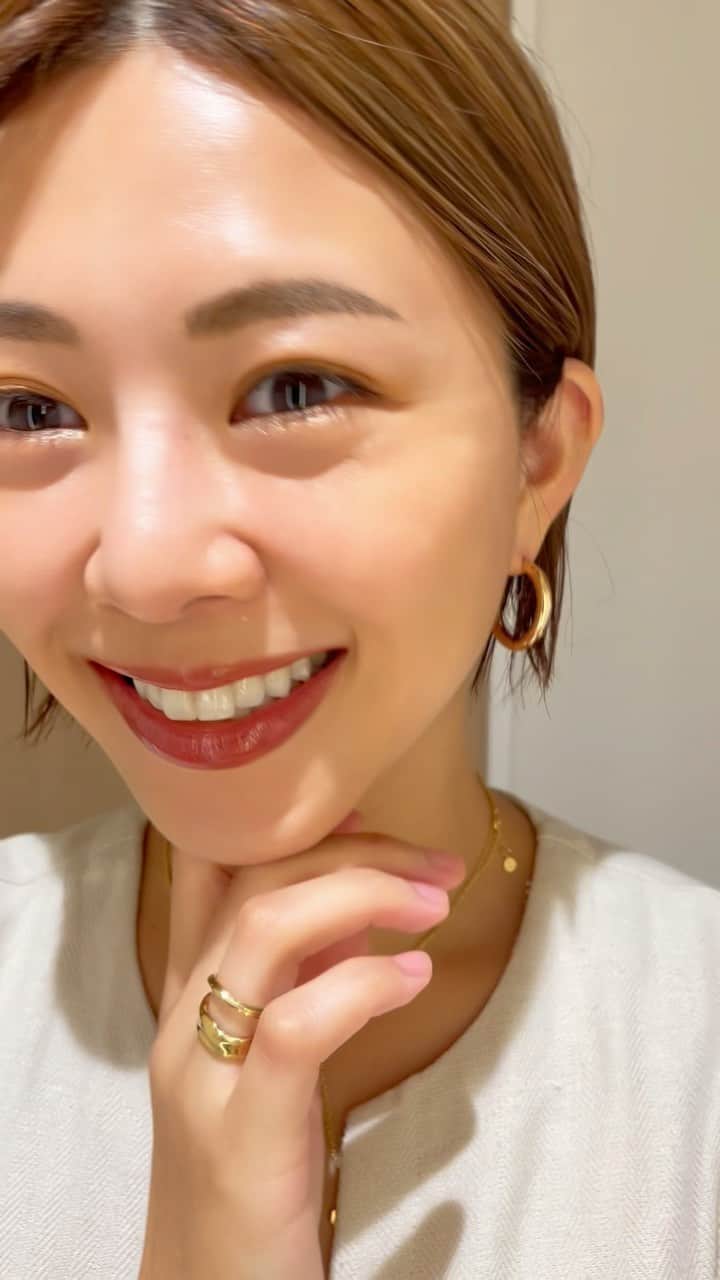 のインスタグラム：「Lakaのリップが可愛すぎる🥰  💜 Fig ring 301  香りが良くてつけ心地も良い👌  #laka #ティントリップ #ティント #韓国コスメ」
