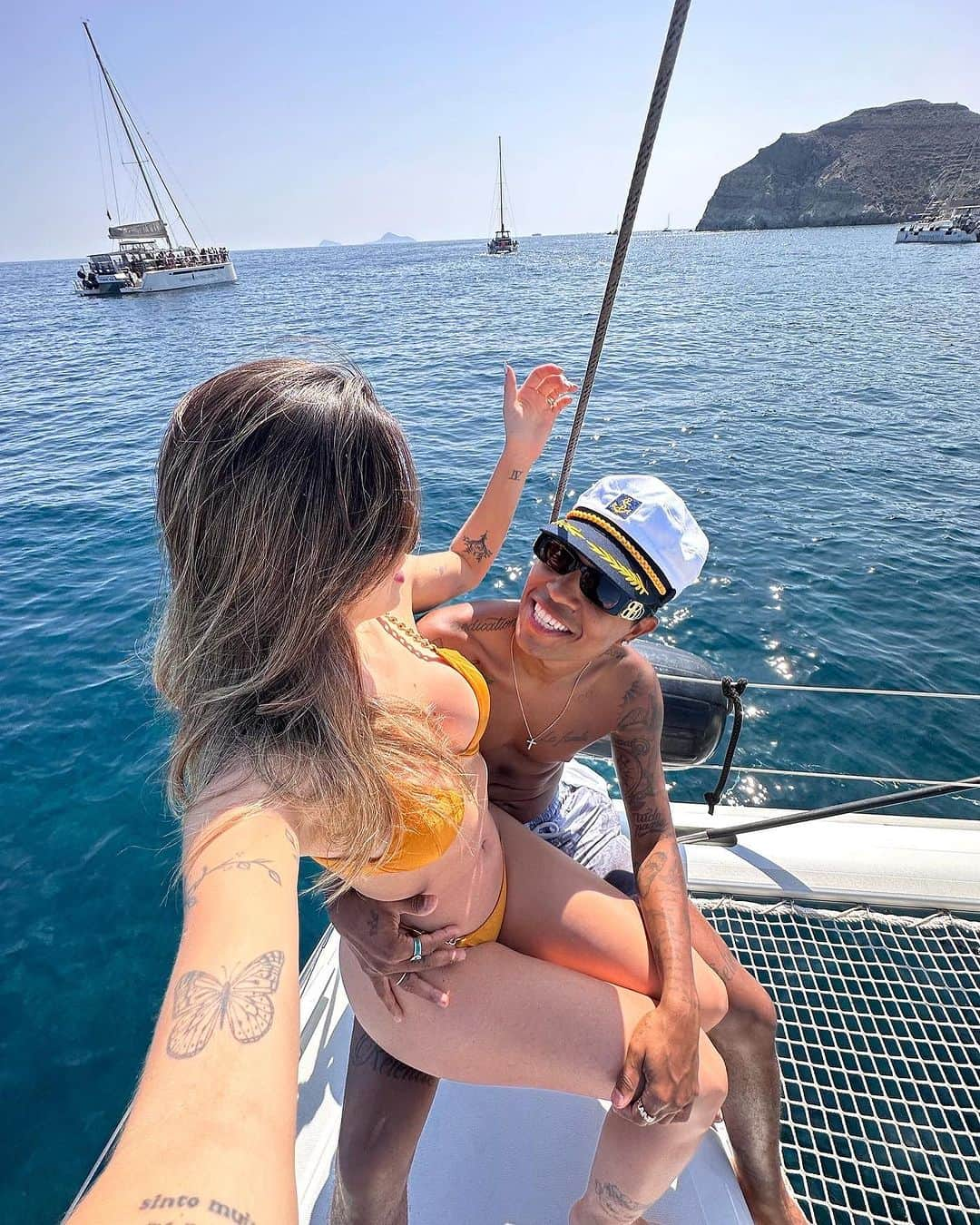 フェリペ・グスタボのインスタグラム：「Time off from skating, went to Greece for the first time with my love, made the best memories 🩵🇬🇷」